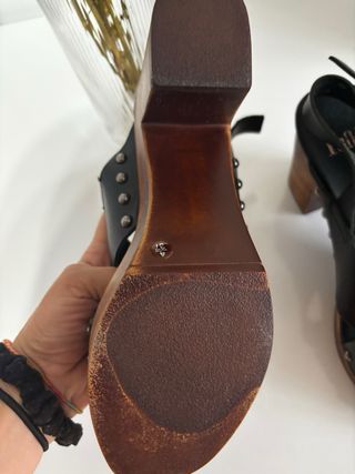 Sandalias tacón piel negras