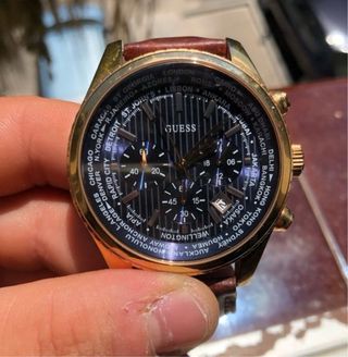 2 relojes Guess por 150