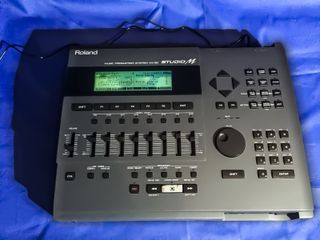 Secuenciador ROLAND Studio M y Modulo Sintetizador