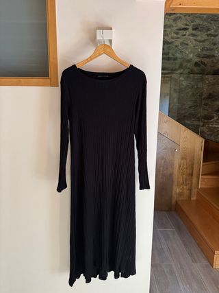 Vestido Zara canalé negro largo XL
