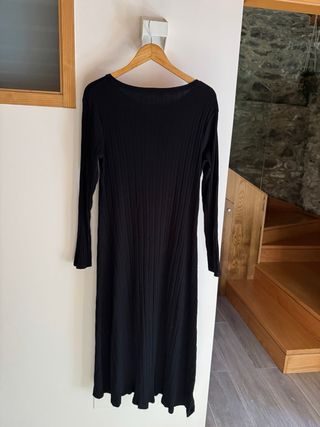 Vestido Zara canalé negro largo XL