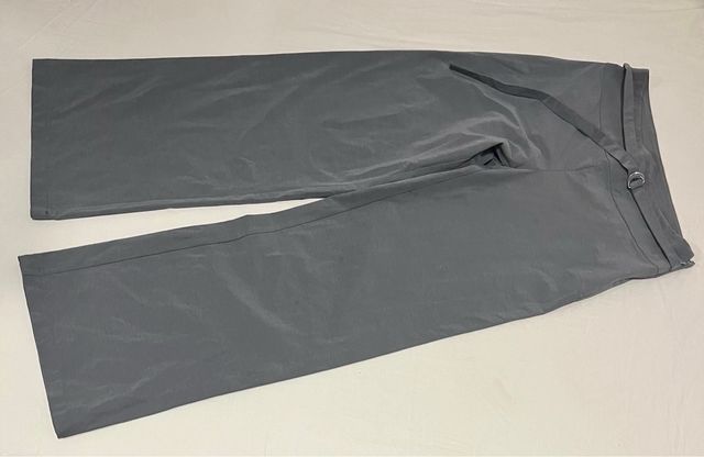 Pantalón Mango Gris Perla