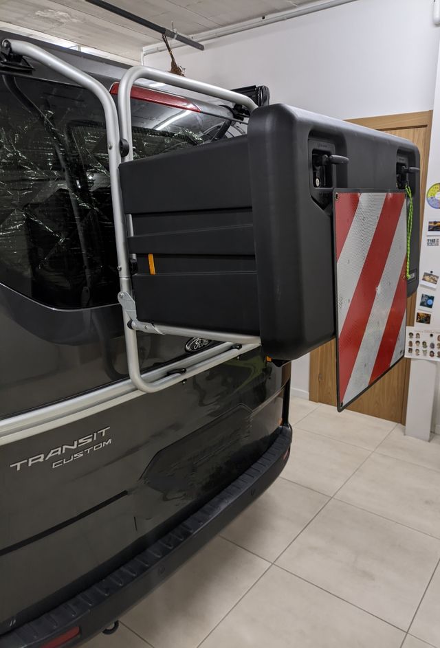 Caja Daken para baca de furgo