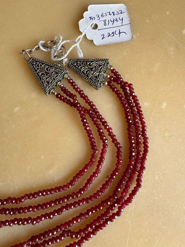 Collana Indiana in Granato Almandino a 3 Fili