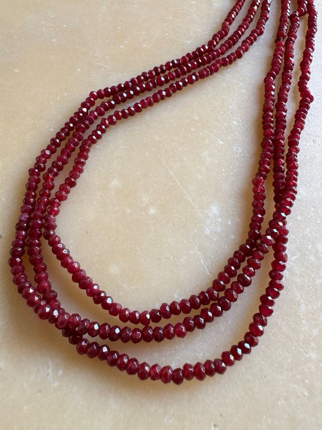 Collana Indiana in Granato Almandino a 3 Fili