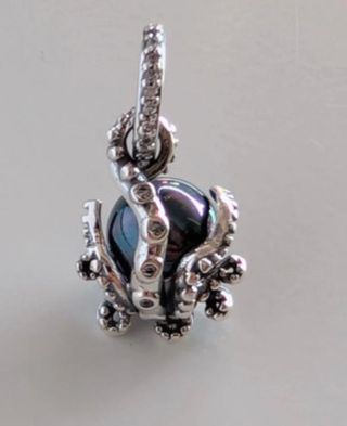 Charm Pandora Ursula de la sirenita