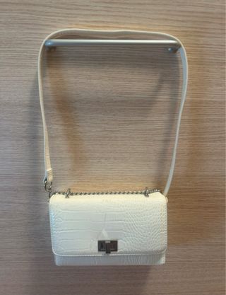 Bolso bandolera blanco Stradivarius