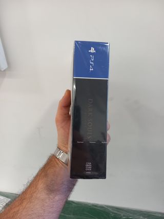 Dark Souls Trilogy PS4 (PlayStation 4)
