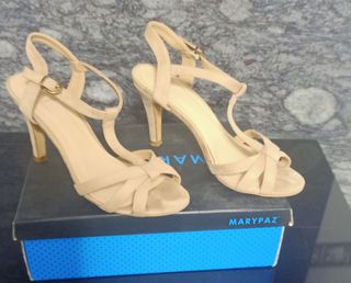 Sandalias MARYPAZ beige tacón