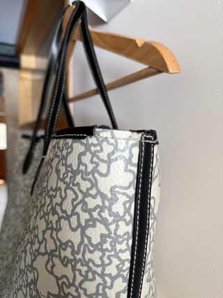 Bolso Tous tote blanco y negro (Leer descripción)