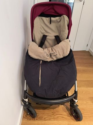 Bugaboo Bee 5: Silla paseo granate + capazo