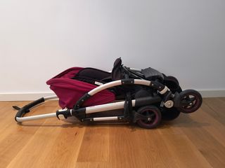 Bugaboo Bee 5: Silla paseo granate + capazo