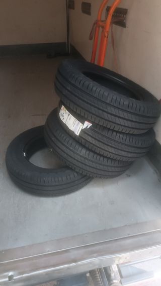 Neumático Michelin Nuevos
195-75-r 16 un 90