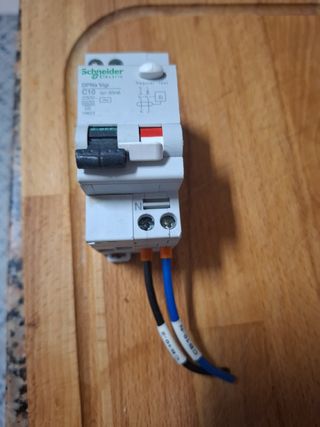 Disyuntor Diferencial Schneider C10