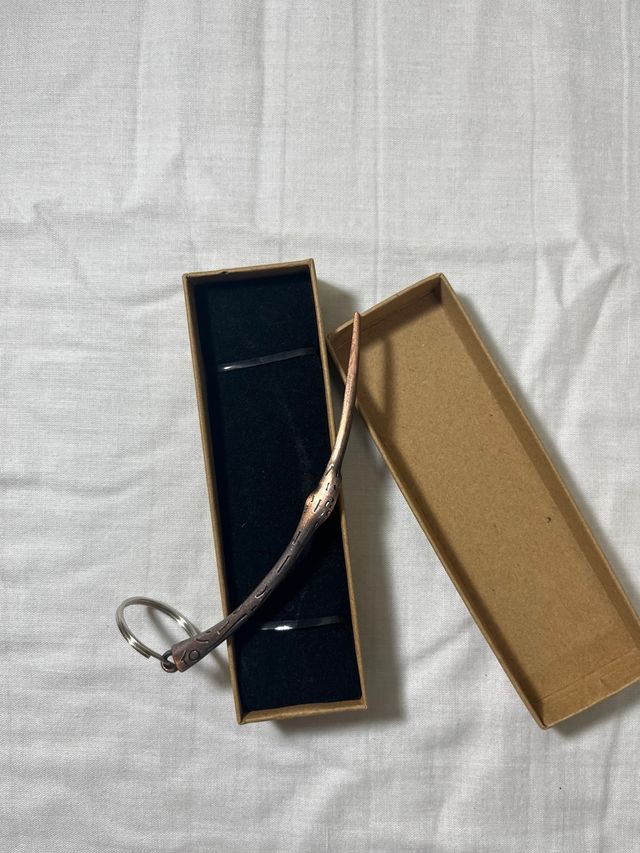 Varita Harry Potter Llavero de Bellatrix