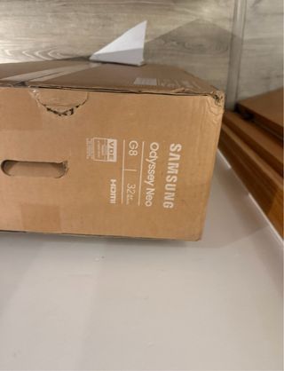 MiniLED curvo Samsung Odyssey Neo G8 32" 4K 240Hz