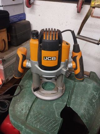 Fresadora JCB - En buen estado