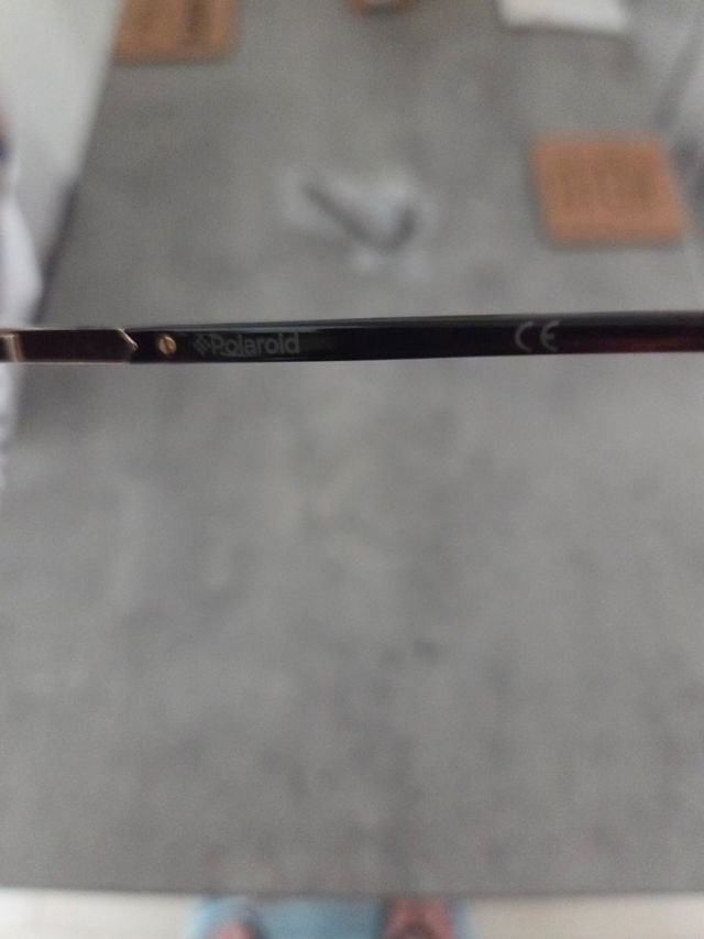 Occhiali Polaroid - Marroni e Oro