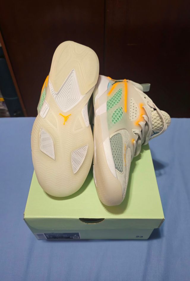 Zapatillas Jordan Heir Originales