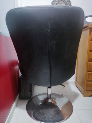 Sillón giratorio negro - Piel sintética