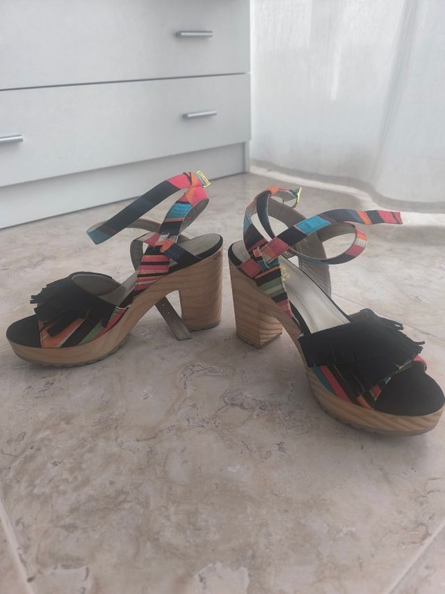 Calçado multicolor Divina Providencia