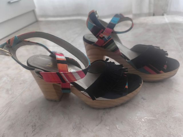 Calçado multicolor Divina Providencia