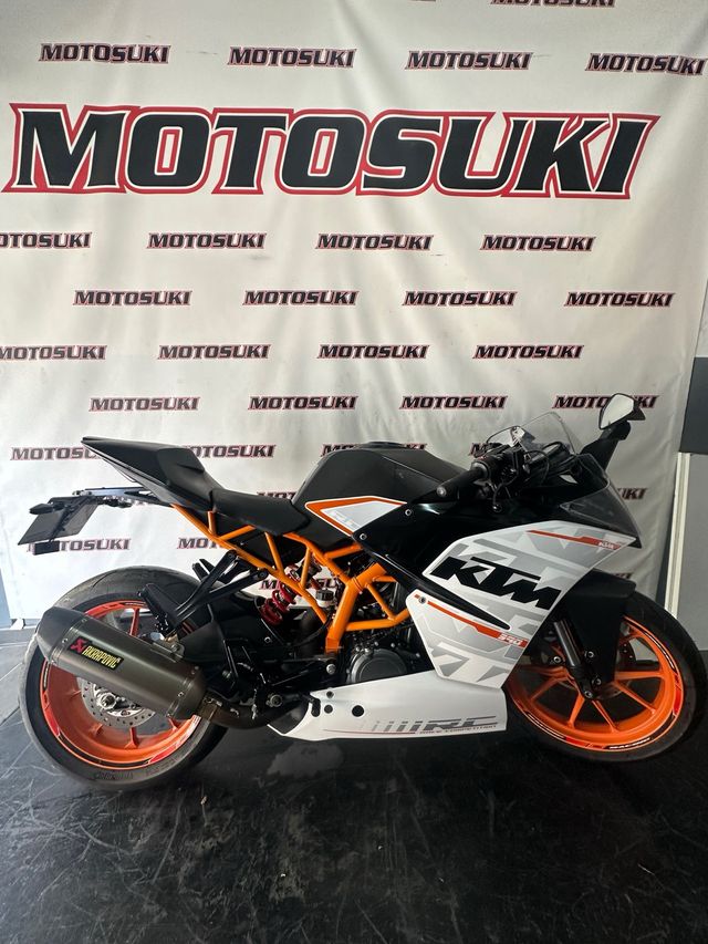KTM RC 390 - Moto Impecable