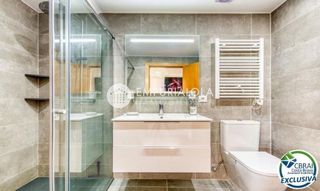 Piso en venta en Empuriabrava en Castelló d´Empúries