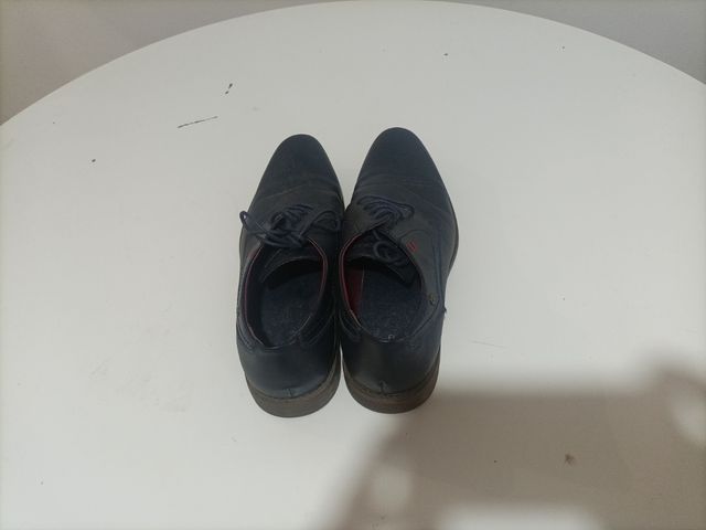 Zapatos negros hombre elegantes.
Usados 1 vez