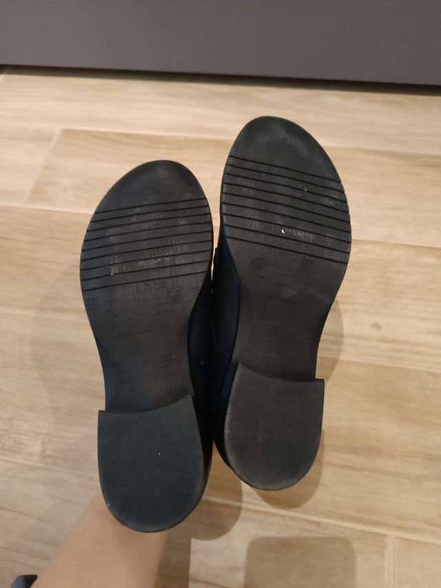 Scarpe stringate nere donna