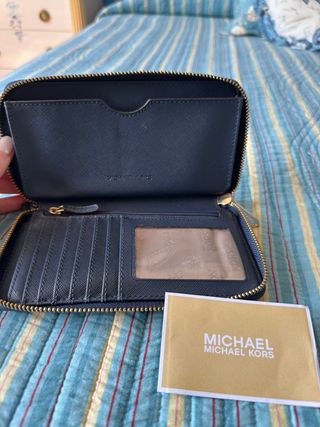 Cartera Michael Kors floral azul