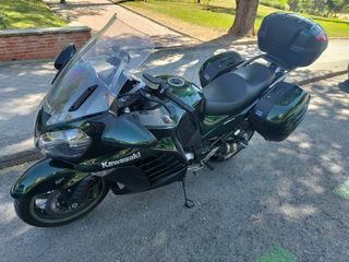 Kawasaki GTR 1400 Verde