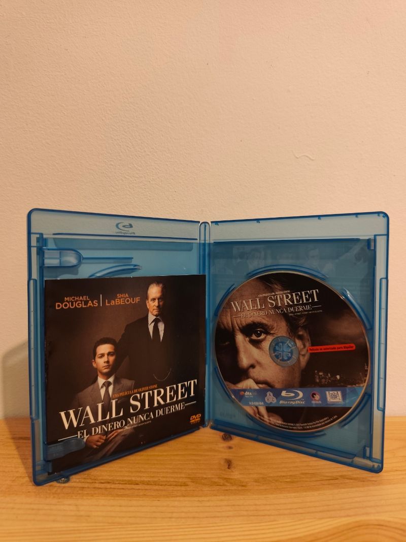 Crítica: Margin Call | Sempre Um Filme - críticas e comentários sobre a  Sétima Arte, image size:800x1067