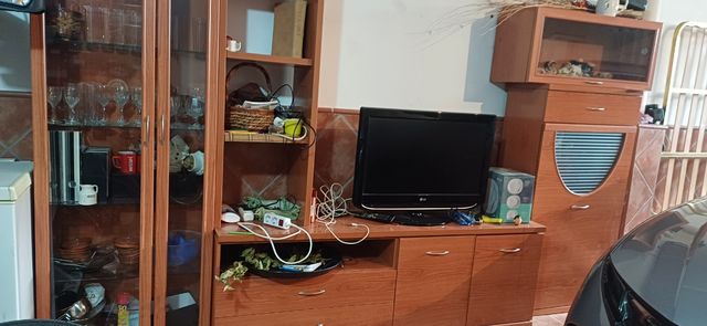 Mueble salón madera