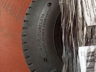 Pneumatico 4PR tubeless nuovo