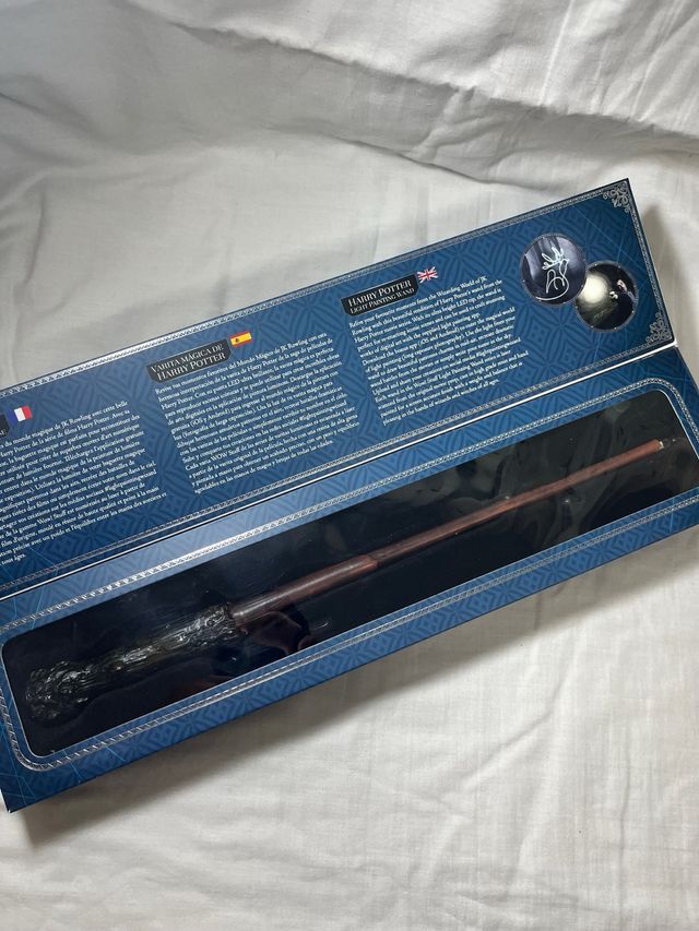 Varita Harry Potter con punta luminosa