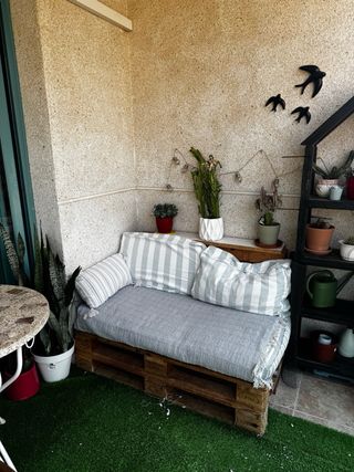 Sofá palet terraza - Azul y marrón