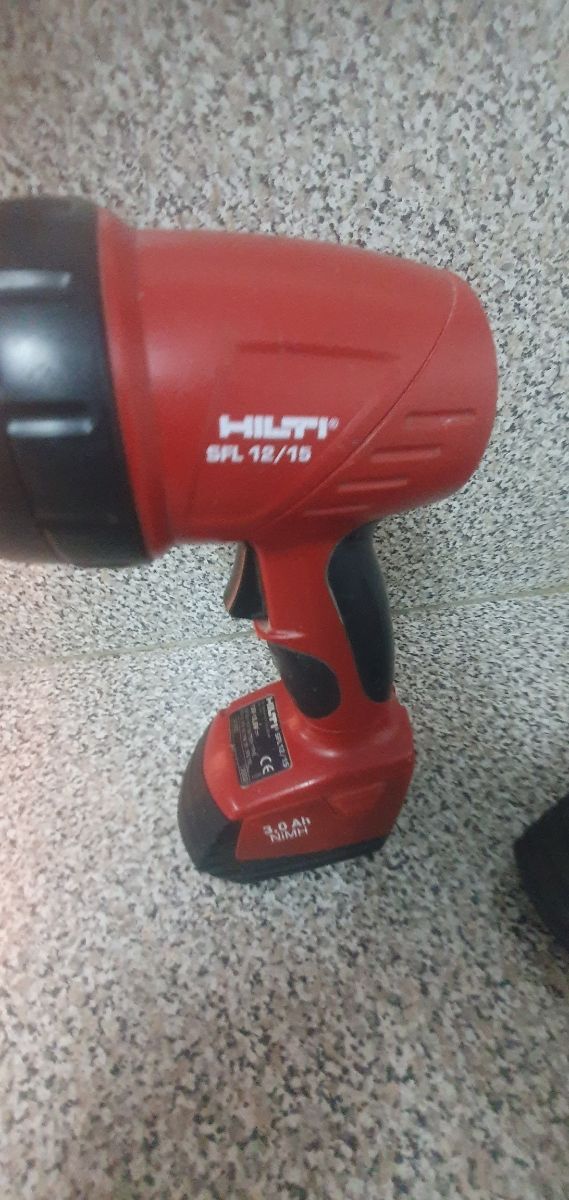 Linterna Hilti BR 12/15