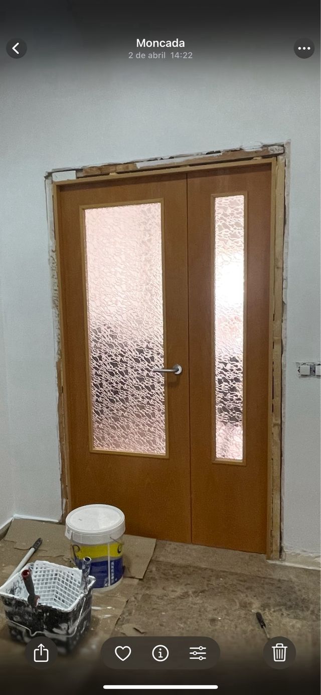 Puerta interior madera maciza