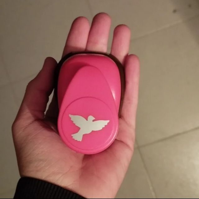 Troqueladora de pájaro