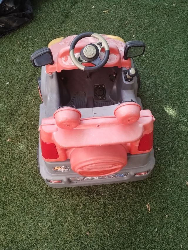 Coche eléctrico infantil rosa, batería nueva