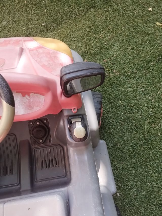 Coche eléctrico infantil rosa, batería nueva