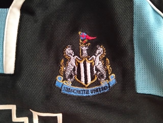 Camiseta Newcastle 2000-01 Niño