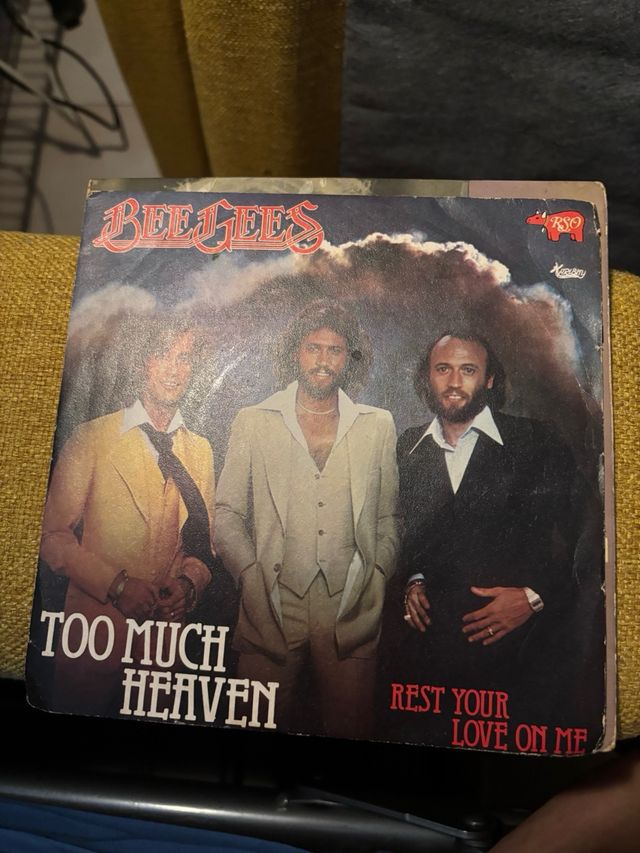 Singolo 45 giri Bee Gees - Too Much Heaven