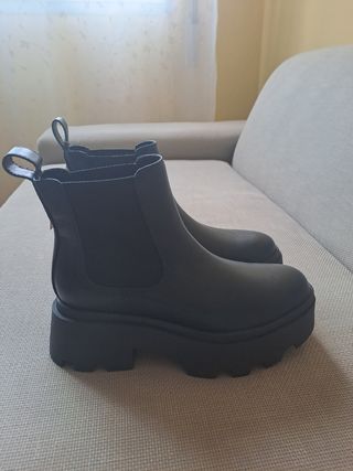 Botines Gioseppo negros, talla 37