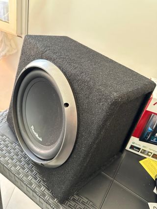 Subwoofer black bass - Pioneer Stereo Auto