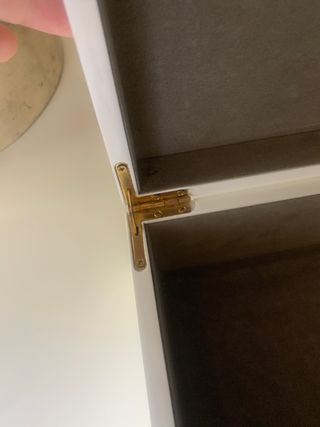 Scatola bianca in legno