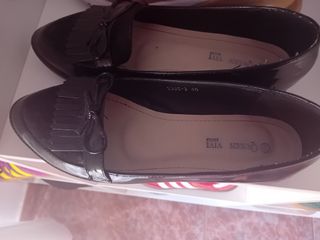 Zapatos y regalo deportivas 