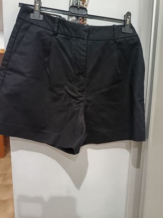 Pantalón corto Zara negro