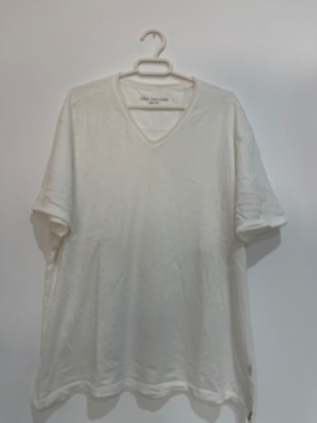 Camiseta John Varvatos blanca - Cuello pico